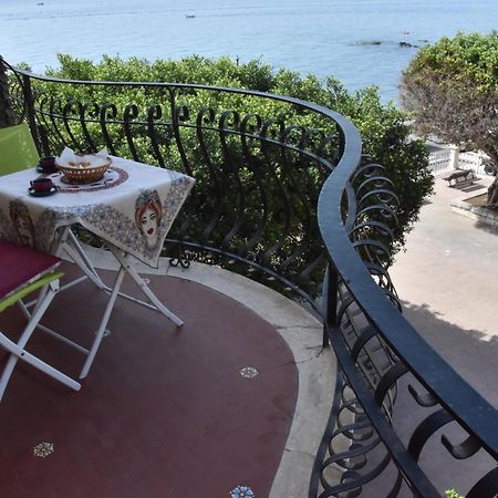 Ferienwohnung Plaza Giardini-Naxos Exterior foto