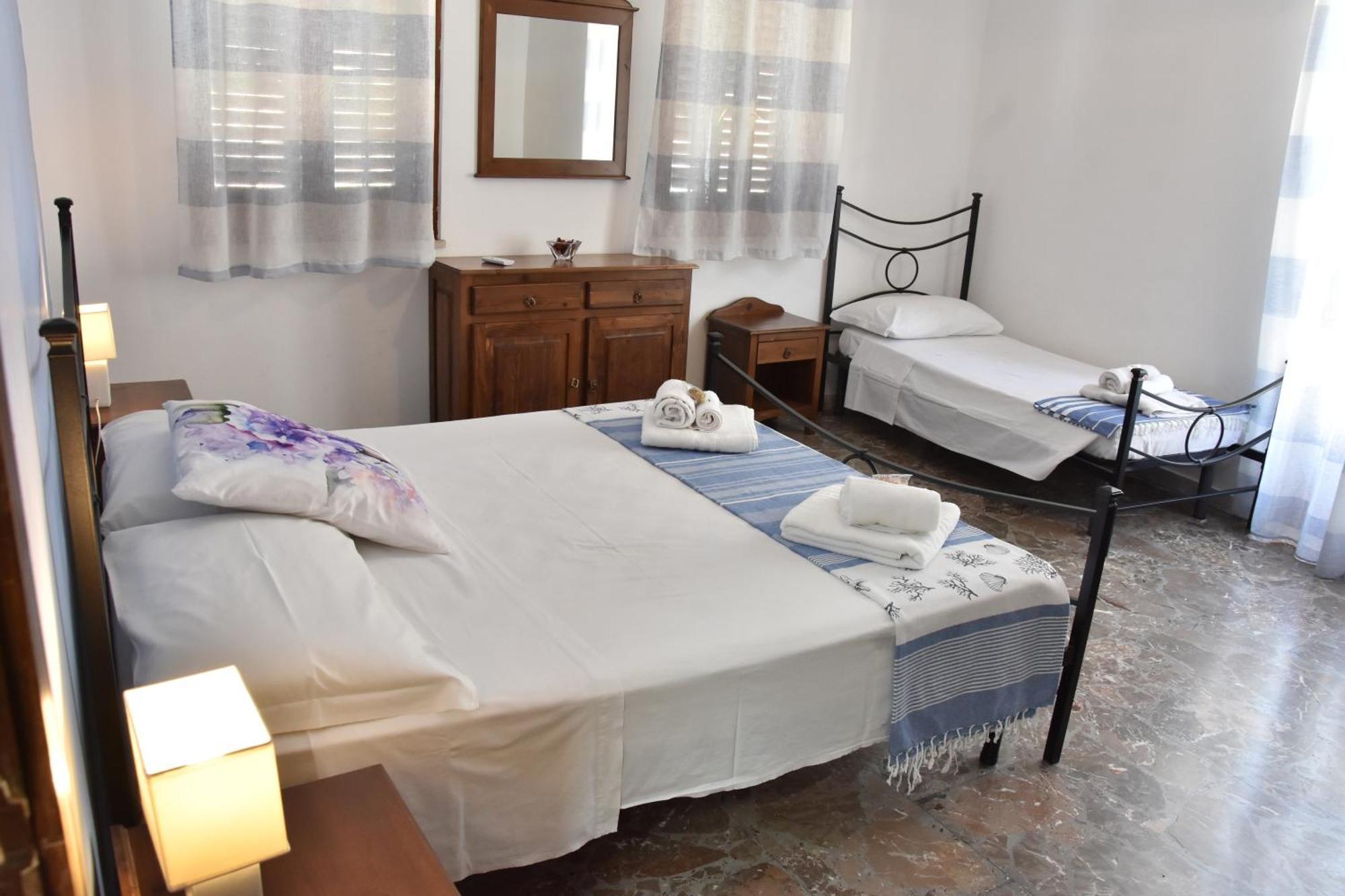 Ferienwohnung Plaza Giardini-Naxos Exterior foto