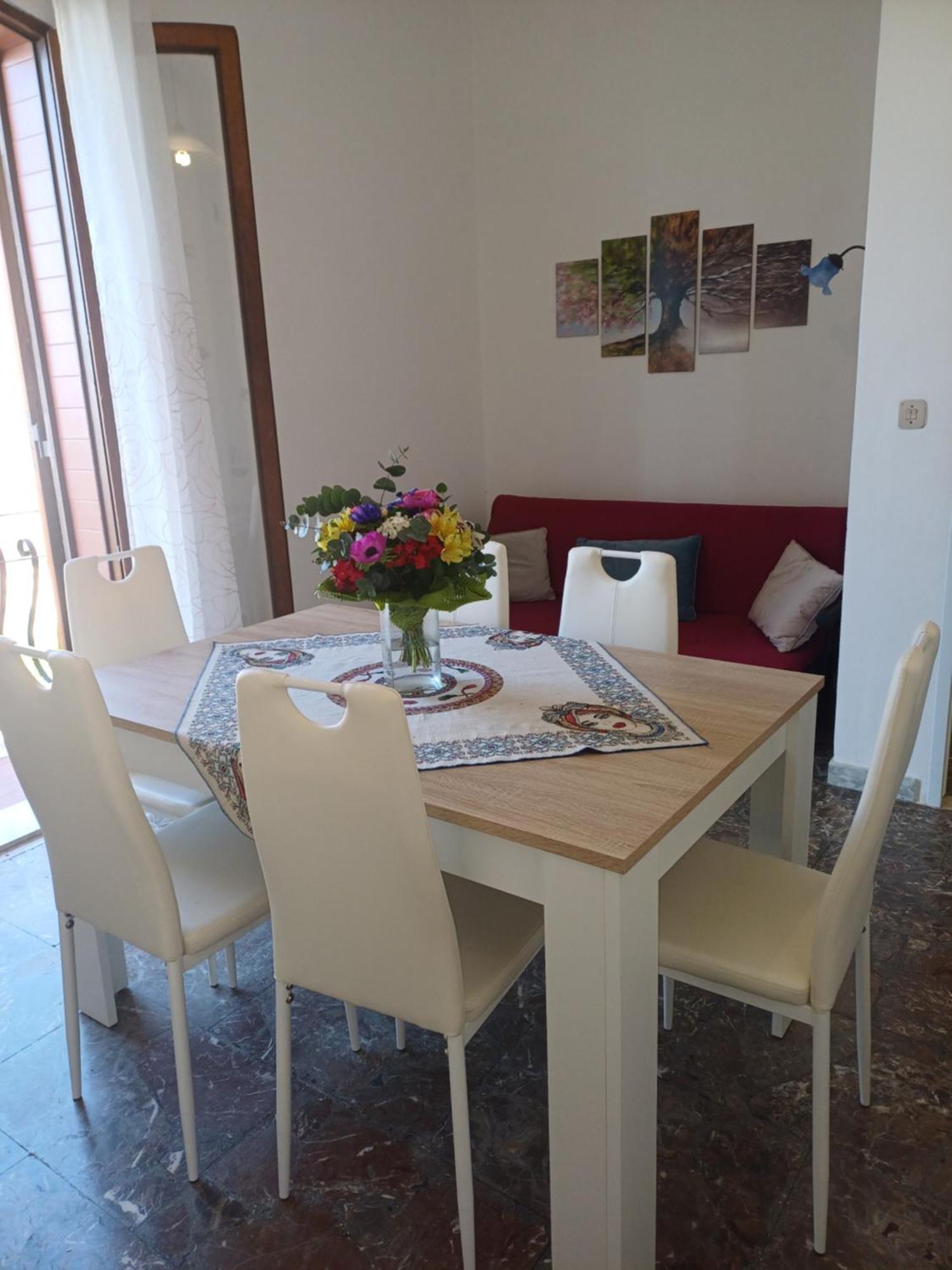 Ferienwohnung Plaza Giardini-Naxos Exterior foto